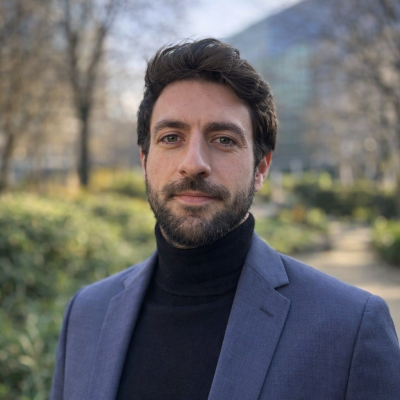 Alex Chunet Alex Chunet